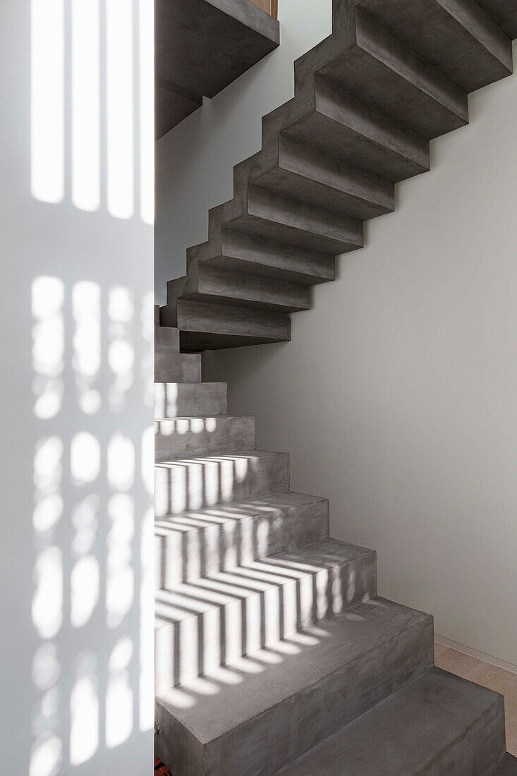 Staircase with concrete steps