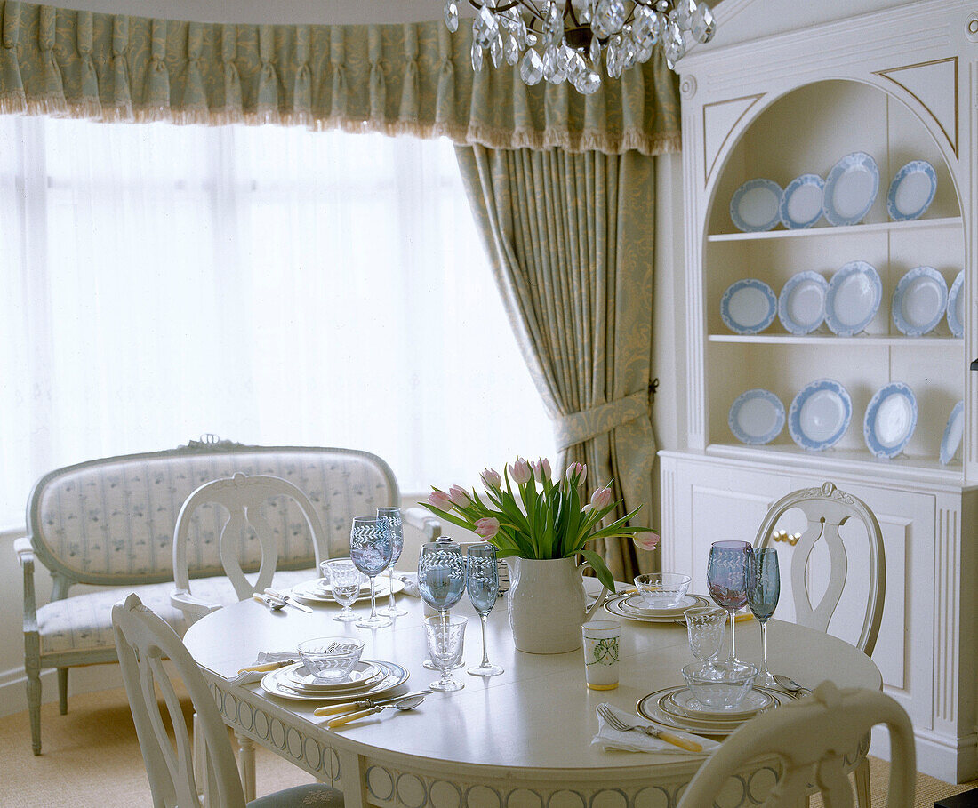 Traditional Swedish style dining room