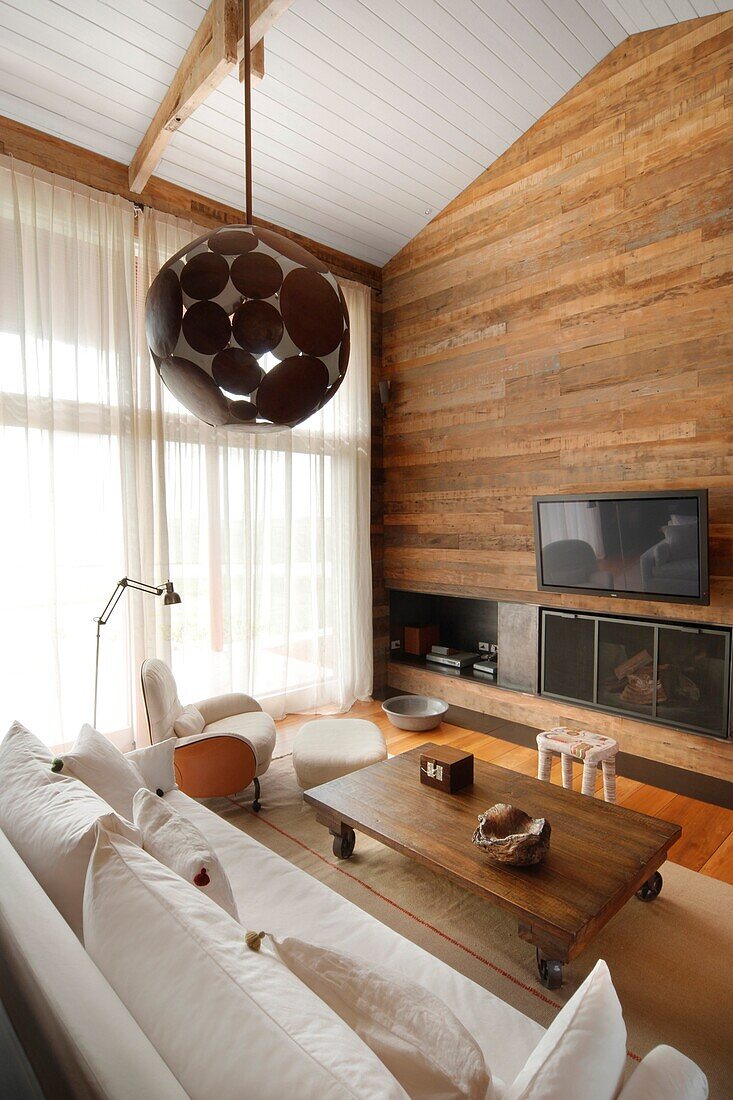 Modernes Wohnzimmer in Uruguay