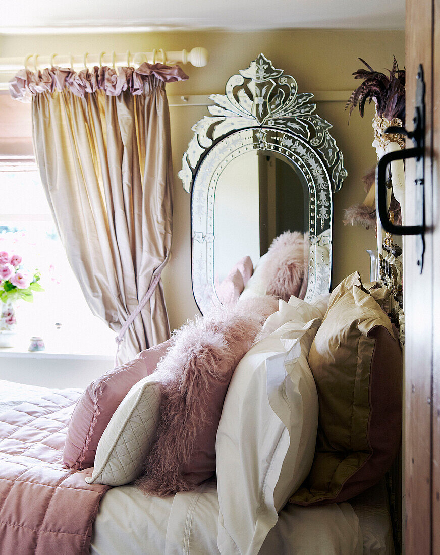Panelled bedroom with theatrical elements