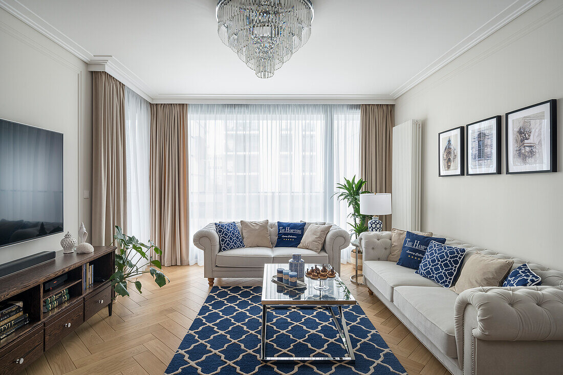 Hampton style living room, light grey sofa set and blue accessories