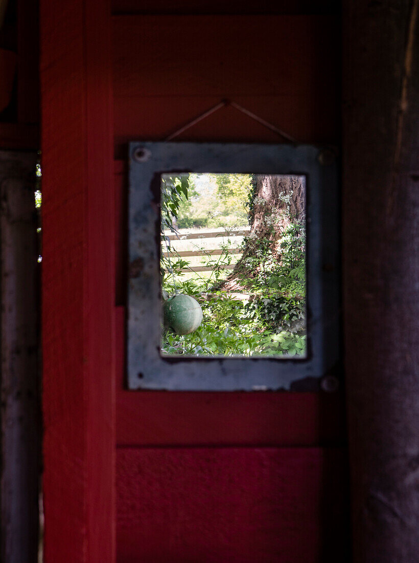 Artist Jim T's studio and garden in Surrey, UK