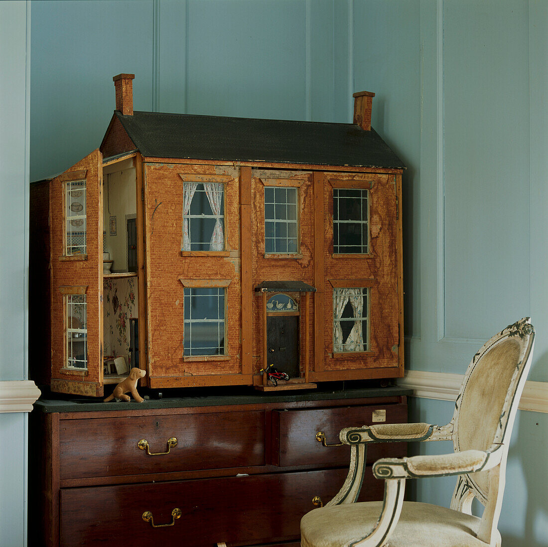 Dolls House with furniture