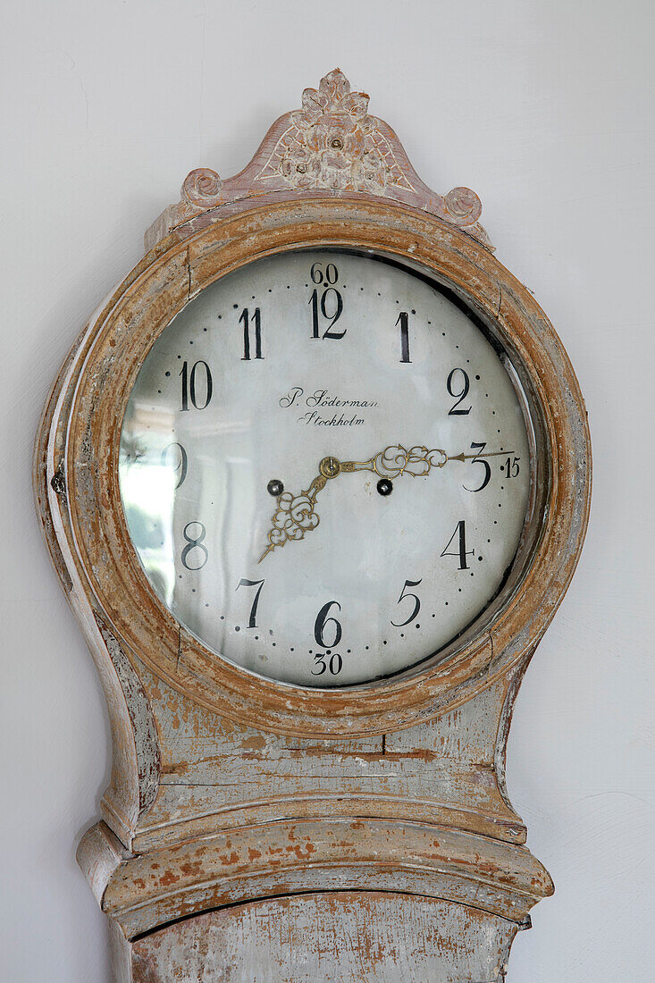 Gustavianische Uhr in einem Haus in Oxfordshire UK