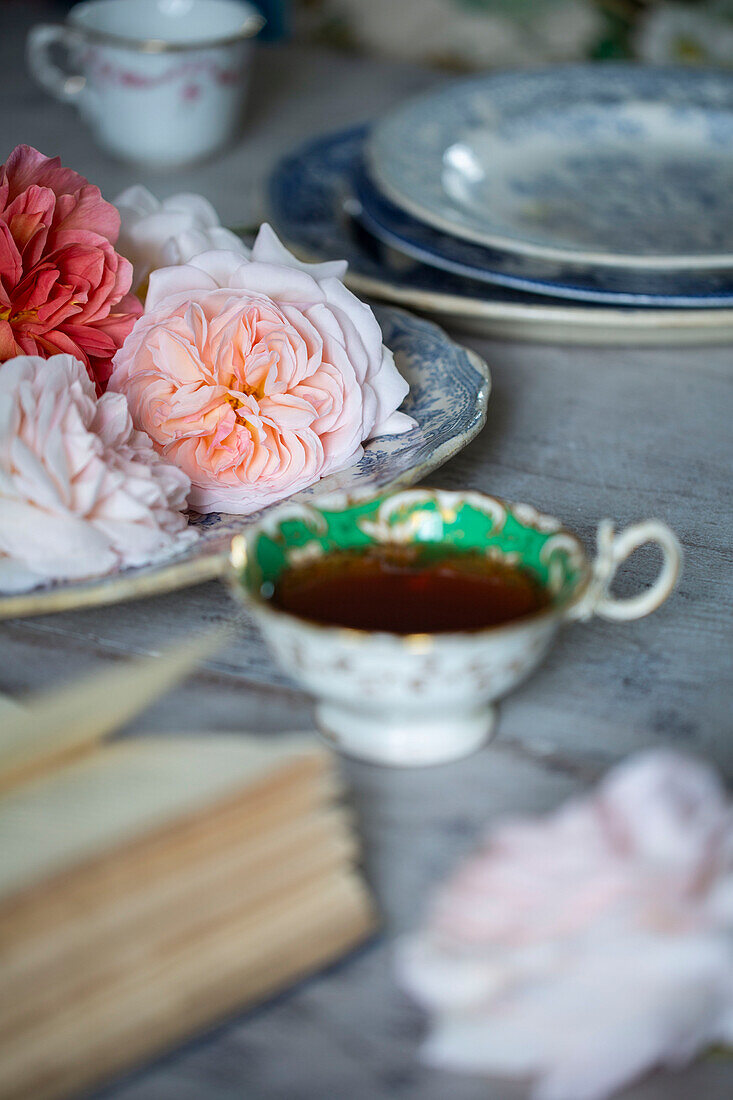 Vintage teacup and rose
