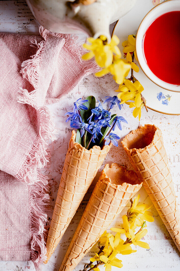 Waffle cones with flowers
