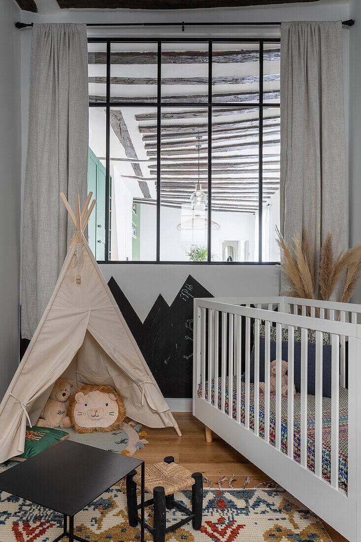 Children's room with teepee