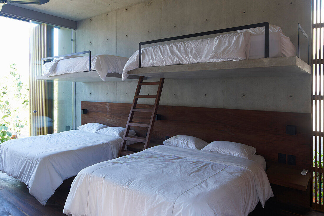 Strandhaus, Schlafzimmer-Modul mit Betonwänden