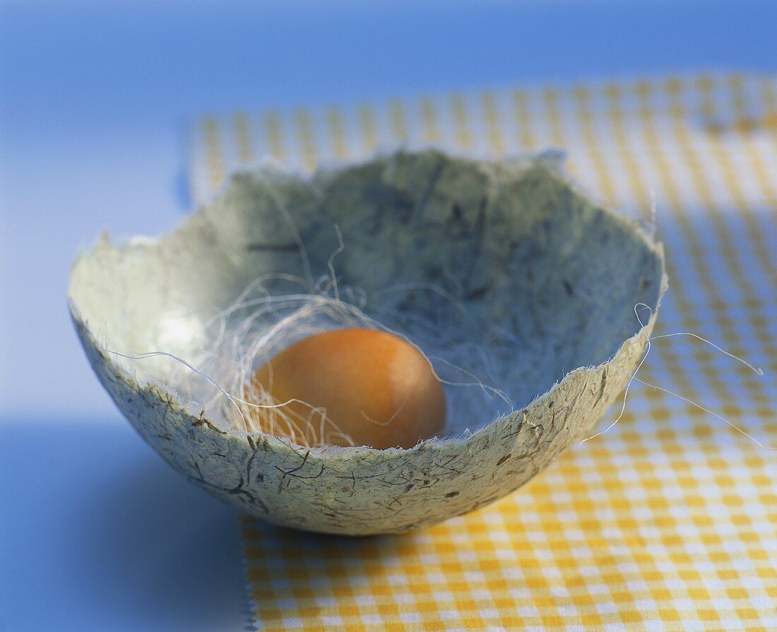 Eggshell made from hand-made paper 