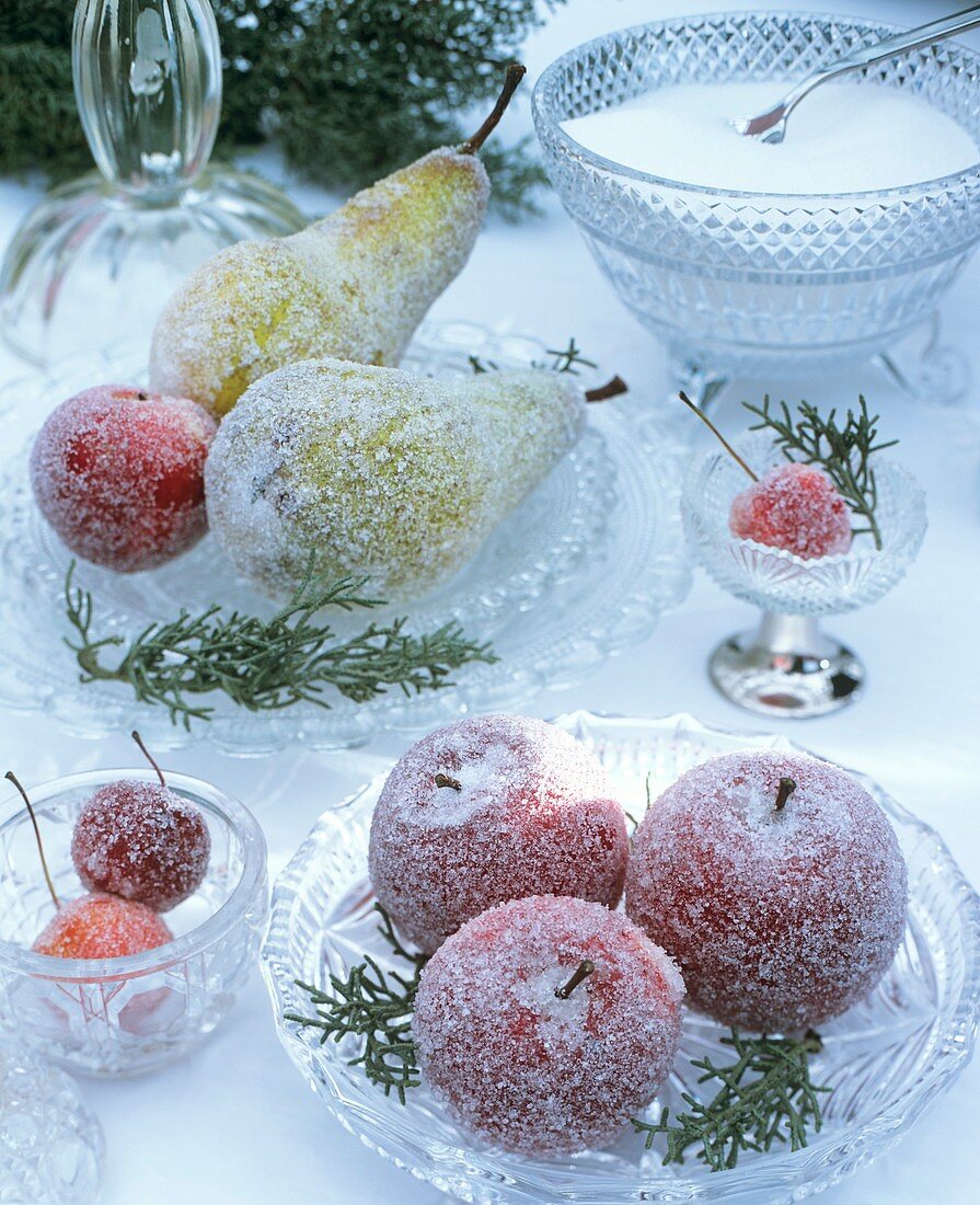 Gezuckerte Birnen, Äpfel und Zieräpfel