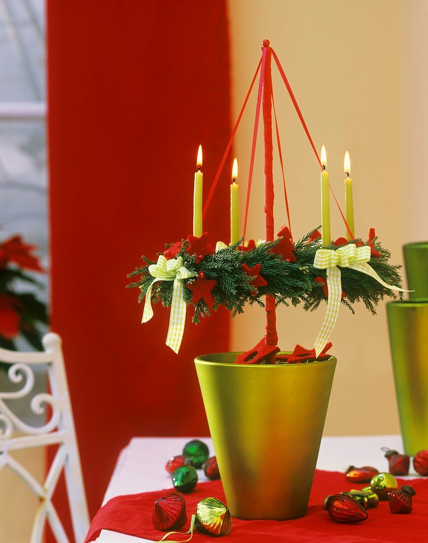 Hanging Advent wreath in flower pot