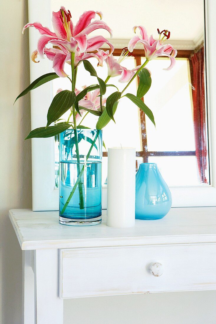 Exotische Blumen in einer Vase