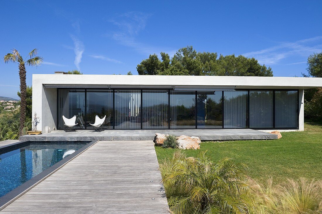 Villa Nalu, architect-designed house, Southern France