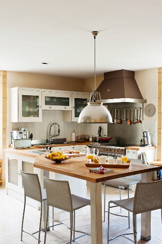 Thekentisch Bilder – Interior Design-Fotos kaufen living4media