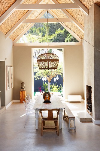 Rustic Dining Area And Wicker Pendant Buy Image 11319930 Living4media