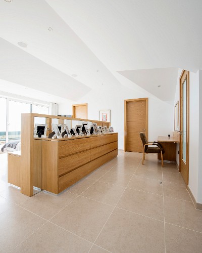 Trennwand Bilder – Interior Design-Fotos kaufen living4media