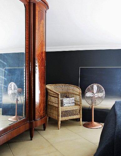 Spiegelschrank Bilder – Interior Design-Fotos kaufen living4media