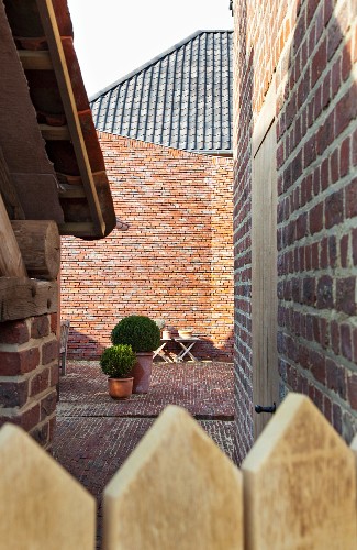 Ziegelbauweise Bilder – Interior Design-Fotos kaufen living4media