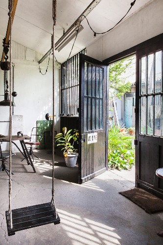 Schaukel Bilder – Interior Design-Fotos kaufen living4media