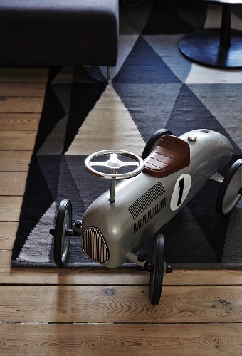 retro ride on car