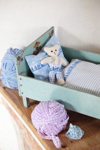 dolls bed linen