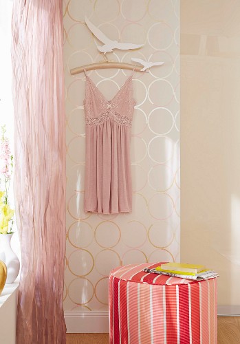 Bezug gestreift Bilder – Interior Design-Fotos kaufen living4media