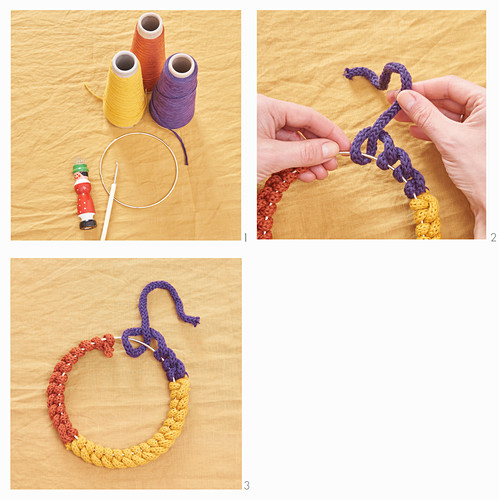 Instructions for making decorative ring from knitted tubes made using knitting dolly