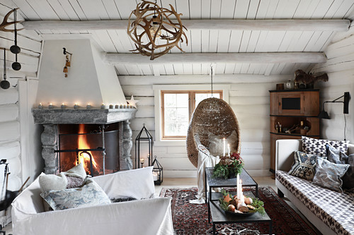 Eckkamin Bilder – Interior Design-Fotos kaufen living4media