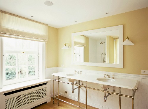 Badezimmerspiegel Bilder – Interior Design-Fotos kaufen living4media