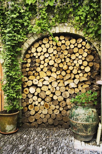 Brennholz Bilder – Interior Design-Fotos kaufen living4media