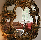 Ein Spiegel