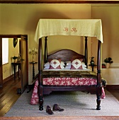 Canopied bed