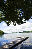 Steg an einem See bei Vermont, New England