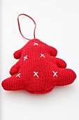 Red knitted Christmas tree (tree ornament)