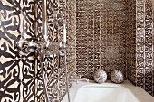 Black and white, Oriental pattern on bathroom wall tiles