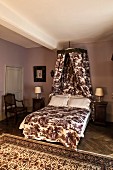 French canopy bed in toile de jouy fabric