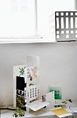 DIY-Häuschen aus Postkarten