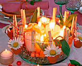 Glasschale mit Kerzen