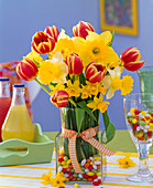 Narcissus (Narcissus), Tulipa (Tulip) Bouquet