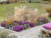 Flower bed with wood trim