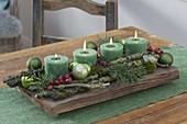Simple Advent wreath of natural materials