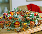 Clay pots wreath, autumn