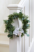 DIY- wintery green wreath with lace doily