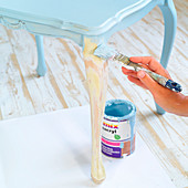 Renovating an old side table with pale blue paint