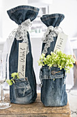 Upcycling: bottle packaging made from jeans
