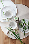 White flowers and crockery