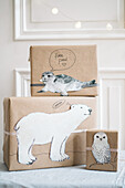 DIY-Geschenkverpackung mit Wintertieren aus Papier
