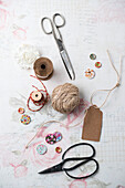 Sewing kit with yarn and scissors