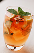 Long Hot Summer Cocktail mit Campari-Whiskey und Bitter