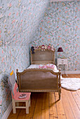 Rustic style children bedroom